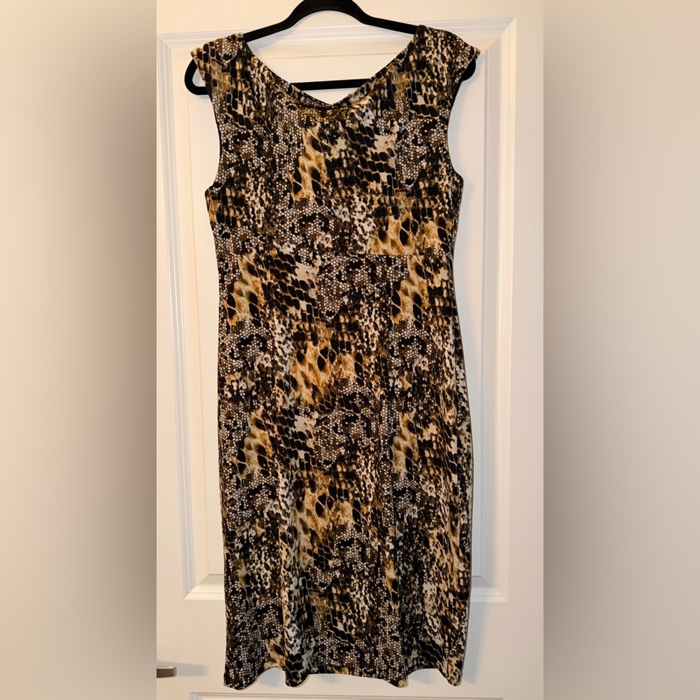 Connected Apparel Women’s Animal Print Dress - Picture 4 of 8